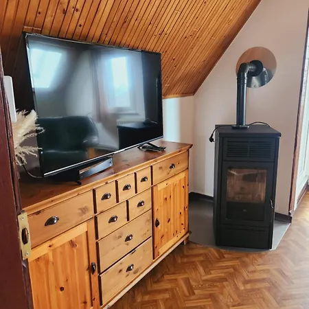 Schlanser Apartment